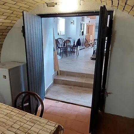Hollofeszek Vendeghaz Apartment Badacsonytordemic