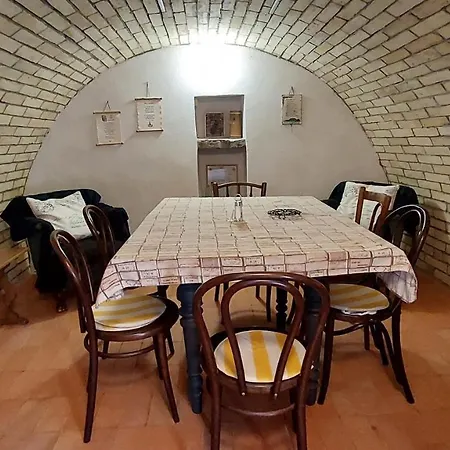 Hollofeszek Vendeghaz Apartment Badacsonytordemic
