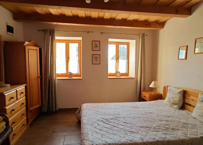 דירה Hollofeszek Vendeghaz Badacsonytördemic