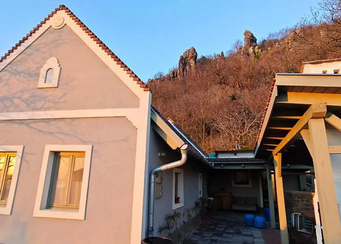 Hollofeszek Vendeghaz Daire