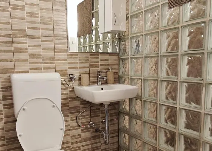 Hollofeszek Vendeghaz